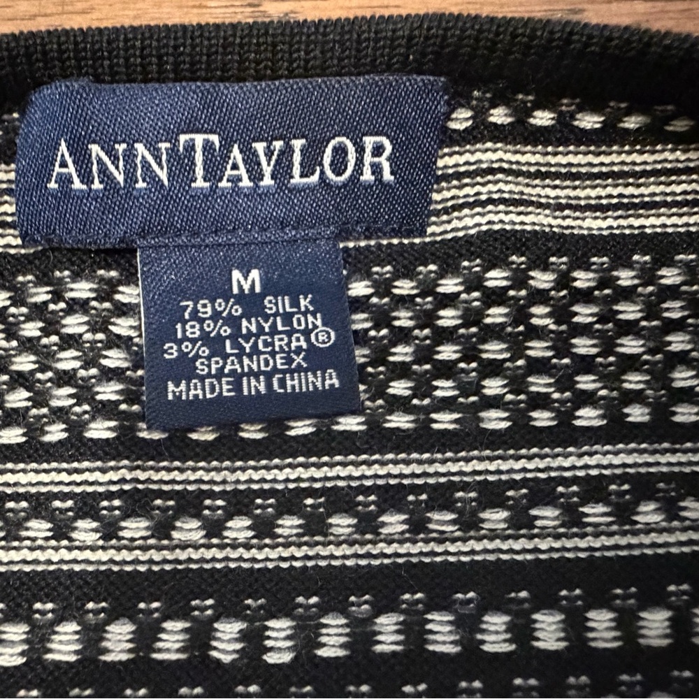Ann Taylor Black & White Silk Halter Knit Top – Size M Vintage - Picture 2 of 6